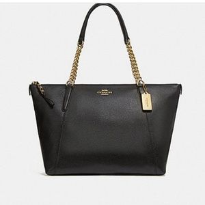 Nwt Coach Ava chain tote💥sold💥